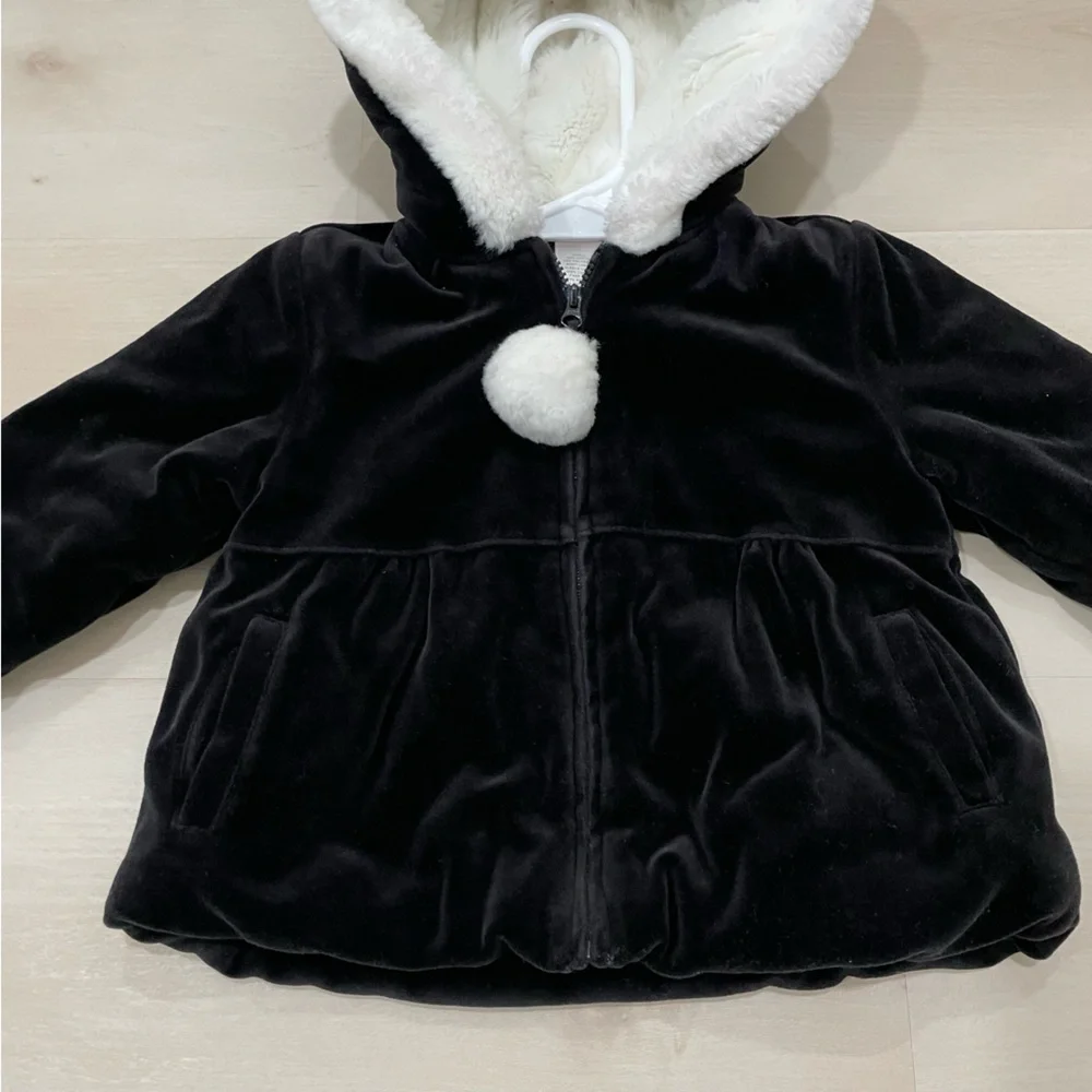 Janie and Jack Girls 2T Velour Jacket Black White Full Zip FauxFur Plushy Hood